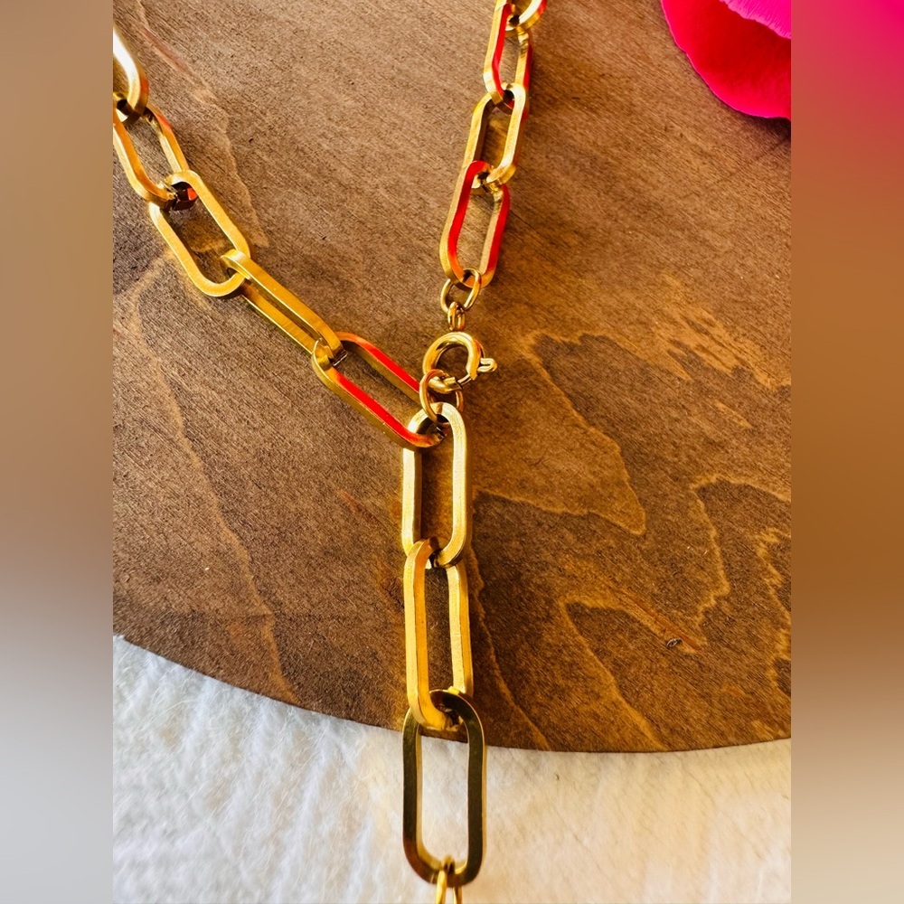 Gold Pendant Necklace with Intricate Detailing - Picture 5 of 5